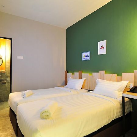 Finess Basic Hotel 말라카 외부 사진